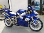 2000 Yamaha YZF-R1