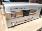 Pioneer P-D70 CD Player vintage , working, no issues