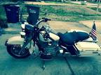 2004 Road King "police edition"