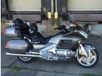 Really clean 2004 Honda GL1800 Goldwing, runs great, road ready!