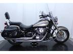 2011 Kawasaki Vulcan® 900 Classic LT (VN800D)