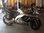 $3,500 OBO 2005 Yamaha YZF600R