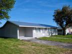 156 N Greenstar Ave, Pahokee, FL 33476