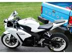 2014 Honda CBR 1000RR White one owner ! ! !