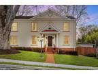 4026 Poplar St, Fairfax, VA 22030