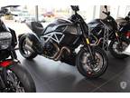 2015 Ducati Diavel Carbon white Zero Mi.