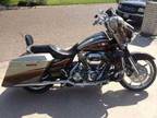 2011 Harley Davidson FLHXSE CVO Screaming Eagle Street Glide Touring i