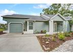 1307 Roxbury Dr, Safety Harbor, FL 34695