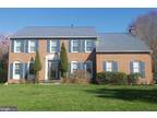 20305 Mallet Hill Ct, Germantown, MD 20876