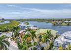 712 Shakett Creek Dr, Nokomis, FL 34275