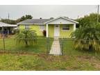 1303 Mayflower Dr, Lakeland, FL 33810