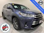 2018 Toyota Highlander SE Sport Utility 4D