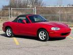 1999 Mazda MX-5 Miata Base 2dr Convertible