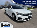 2017 Volkswagen Passat 1.8T R-Line