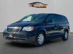 2016 Chrysler Town & Country Touring Front-Wheel Drive LWB Passenger Van