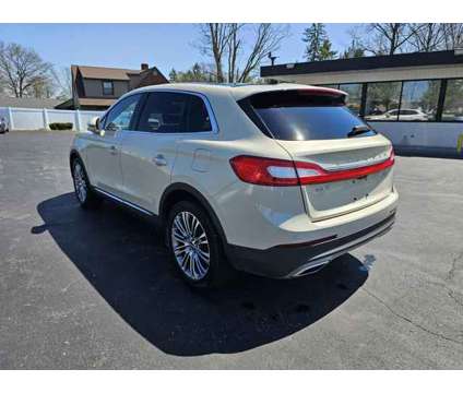 2016 Lincoln MKX for sale is a Tan 2016 Lincoln MKX Car for Sale in Boardman OH