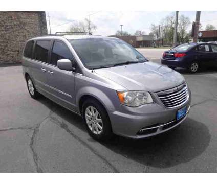 2014UsedChryslerUsedTown &amp; CountryUsed4dr Wgn is a Silver 2014 Chrysler town &amp; country Car for Sale in Hamilton OH