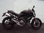 2011 Ducati MONSTER 696