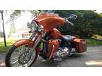 like new and loaded with extras 2006 Harley-Davidson