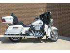 2013 Harley-Davidson FLHTCU Ultra Classic Electra Glide