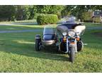 2004 Harley Davidson Ultra Classic with 2005 Side Car