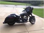 2014 Harley-Davidson Street Glide Touring Rushmore Edition
