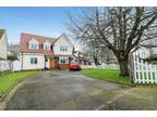4 bedroom detached house for sale in East End Road, Bradwell-On-Sea, CM0