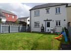 Gweal Pawl, Redruth, Cornwall, TR15 2 bed semi-detached house -