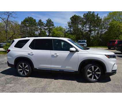 2025 Honda Pilot Touring AWD is a Silver, White 2025 Honda Pilot Touring Car for Sale in Gurnee IL
