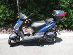 $1,100 Kymco Scooter 2011