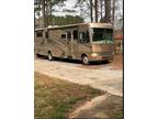 2006 National RV Dolphin 5355