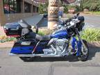 Harley-Davidson FLHTCUSE6 CVO Ultra Classic Electra Glide 2011