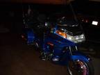 $5,295 Exquisite - Bright Blue - 1996 Gold Wing ? Aspencade