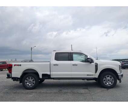 2024 Ford Super Duty F-250 SRW LARIAT is a White 2024 Ford Car for Sale in Winder GA