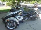 CAN-AM Spyder Roadster