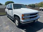 1999 Chevrolet Tahoe White, 258K miles