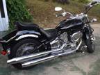 02 Yamaha V star 1100