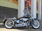 Harley-Davidson Deluxe FLSTN