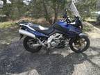 2002 SUZUKI V STROM DL 1000 with V-Twin Motor