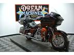 2015 Harley-Davidson FLTRUSE - Screamin' Eagle Road Glide Ultra CVO 11