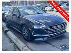 2022 Hyundai Sonata Hybrid Blue