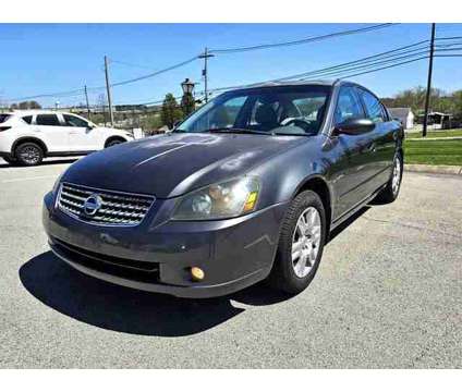 2005 Nissan Altima for sale is a Grey 2005 Nissan Altima 2.5 Trim Car for Sale in Louisville KY
