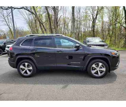 2021 Jeep Cherokee Limited 4X4 is a Black 2021 Jeep Cherokee Limited SUV in Freehold NJ
