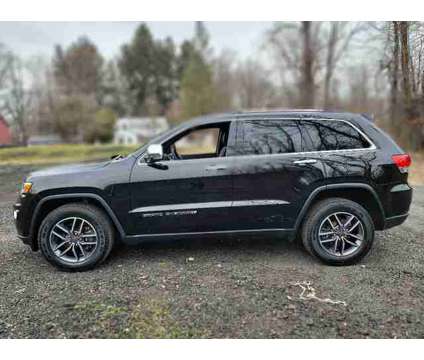 2019 Jeep Grand Cherokee Limited 4x4 is a Black 2019 Jeep grand cherokee Limited SUV in Freehold NJ