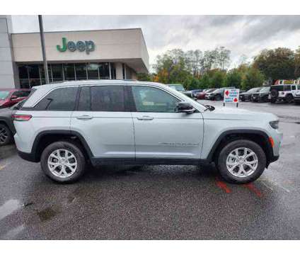 2023 Jeep Grand Cherokee Limited 4x4 is a Silver 2023 Jeep grand cherokee Limited SUV in Freehold NJ