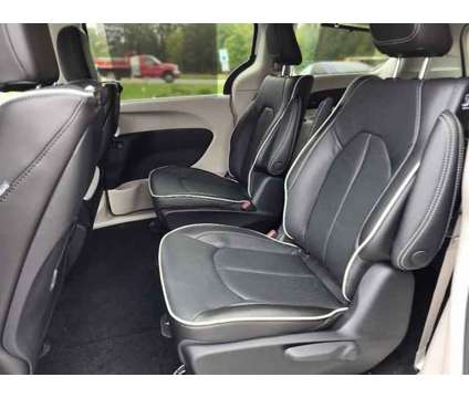 2023 Chrysler Pacifica Hybrid Limited is a White 2023 Chrysler Pacifica Hybrid Limited Hybrid in Freehold NJ