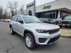 2024 Jeep Grand Cherokee Laredo X 4x4