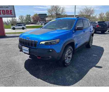 2020 Jeep Cherokee Trailhawk 4X4 is a Blue 2020 Jeep Cherokee Trailhawk SUV in Dubuque IA