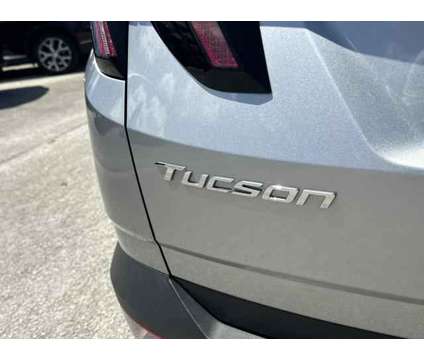 2022 Hyundai Tucson Limited is a Silver 2022 Hyundai Tucson Limited SUV in Stuart FL