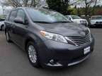 2013 Toyota Sienna XLE 8 Passenger